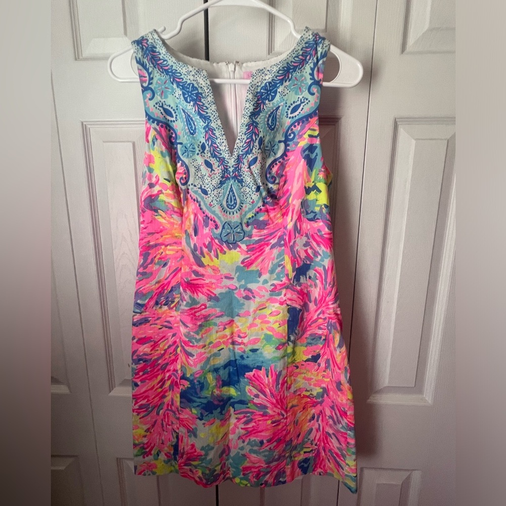 Beautiful Lilly Pulitzer shift dress